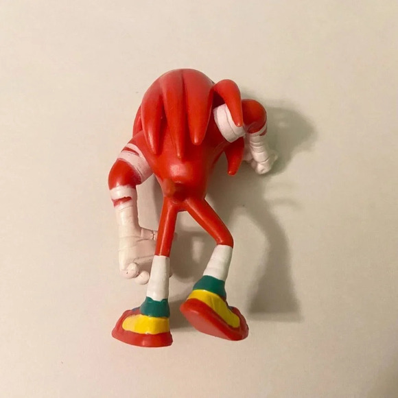 Sonic the Hedgehog Knuckles  PVC Mini Figure 2 Inch Tall Toy - Picture 7 of 8
